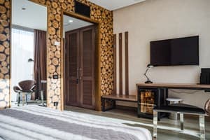 Отель M1 Club Hotel. Стандарт двухместный с видом на парк 6