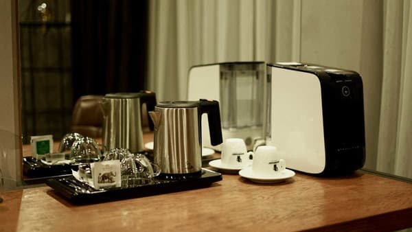 MOJO Boutique Hotel 10