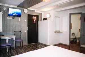 Мини-отель Mamba Hotel. №1 Просторный светлый номер – в укрытии 7