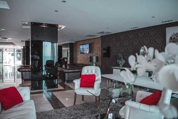 Marine Residence 9
