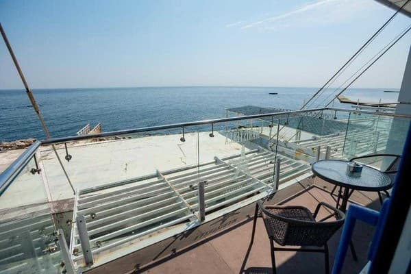 Marine Residence 5