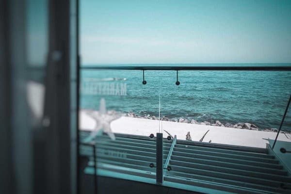 Marine Residence 6