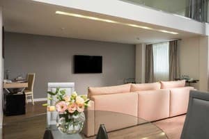 Отель Marlin Hotel. Люкс двухместный двухуровневый  2