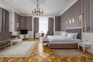 Отель Modern Art Hotel - Maestro. Люкс трехместный  8