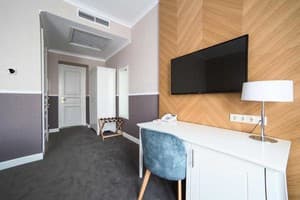 Отель Modern Art-hotel. Делюкс двухместный с балконом 4
