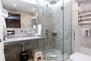 Спа-отель NEMO Hotel Resort & SPA. Люкс двухместный люкс панорамный, двухкомнатный с видом на море +1 5