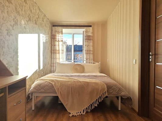 Напротив театра им.Гоголя (Alex Apartments (бесконтактное поселение 24/7) 7