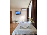 Напротив театра им.Гоголя (Alex Apartments (бесконтактное поселение 24/7) 12