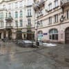 Oberig возле отеля Жорж в центре, ул. Руданского 3 20-21/23
