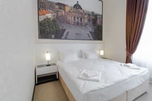 Апарт-отель Opera Passage Hotel & Apartment. Семейный 4-местный 402  1