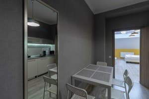 Апарт-отель Opera Passage Hotel & Apartment. Улучшенный 4-местный Апартамент 501 2