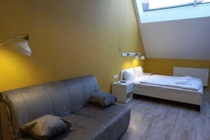 Апарт-отель Opera Passage Hotel & Apartment. Улучшенный 4-местный Апартамент 503 1
