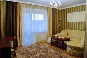 Рекреационный комплекс Отель Гермес Трускавец. Люкс  двухкомнатный (2+2) 1