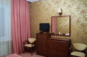 Рекреационный комплекс Отель Гермес Трускавец. Люкс  двухкомнатный (2+2) 3