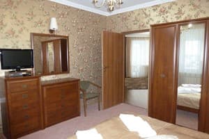 Рекреационный комплекс Отель Гермес Трускавец. Люкс  двухкомнатный (2+2) 5