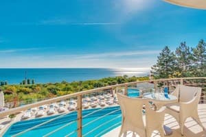 Готель Panorama De Luxe. Люкс двомісний з преміум балконом та видом на море 3