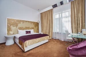 Готель Panorama De Luxe. Покращений двомісний стандарт з боковим видом на море 5