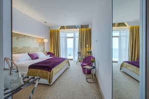 Готель Panorama De Luxe. Покращений двомісний стандарт з прямим видом на море 2
