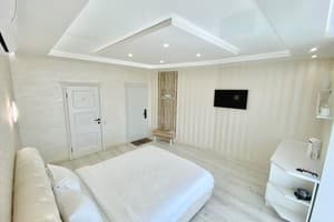 Квартира Панорамные SKY HOUSE в ЖК "Набережный квартал" Бесключевой доступ!. Апартаменты двухместный  3