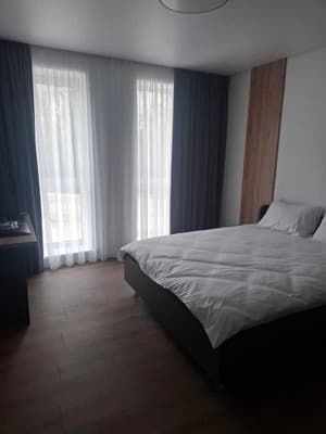 Перекресток 12