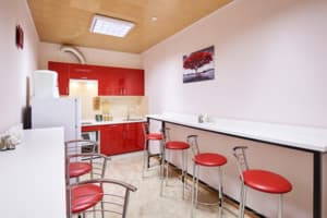 Хостел Perron. Место в мужском 6-местном номере  7