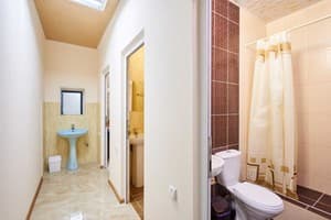 Хостел Perron. Стандарт двухместный номер на двух гостей 11. 5