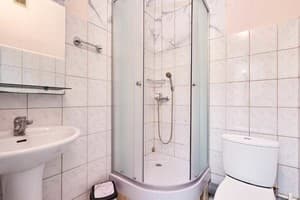 Хостел Perron. Улучшенный двухместный  4