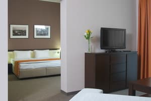 Отель Ramada Lviv. Люкс двухместный  7