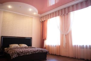 Квартира Ratusha Apartments. Апартаменты 6-местный  с тремя спальнями на ул. Удатного 5 2