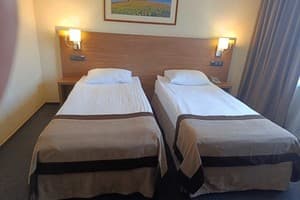 Готель Raziotel Кривий Ріг. Люкс двомісний  3