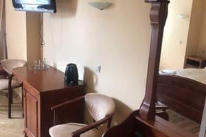 Готель Red Stone Hotel. Стандарт двомісний (202) 4