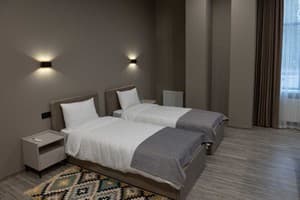 Апарт-отель Rest Inn apart hotel. Апартаменты двухместный Покращені апартаменти з однією спальнею TWIN 1