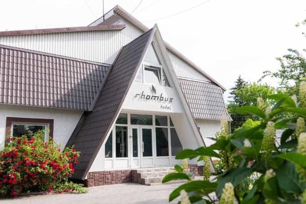 Отель Rhombus