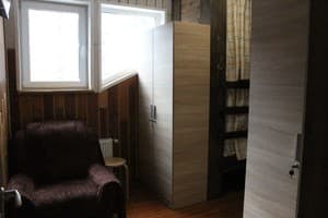 Хостел SWALLOW HOUSE. Место в общем 4-местном номере  5