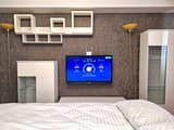 Самая большая кровать в Полтаве. Alex Apartments Круглосуточно бесконтактное заселение 6