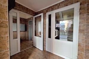 Квартира Сердце Полтавы,Alex Apartments. Круглосуточно (бесконтактное заселение 24/7). Люкс 4-местный Сердце Полтавы 18