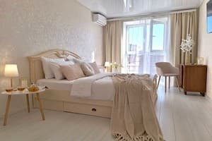 Квартира Сердце Полтавы,Alex Apartments. Круглосуточно (бесконтактное заселение 24/7). Люкс 4-местный Сердце Полтавы 29
