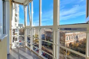 Квартира Сердце Полтавы,Alex Apartments. Круглосуточно (бесконтактное заселение 24/7). Люкс 4-местный Сердце Полтавы 38
