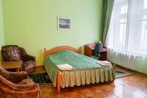Готель Sikorskyi