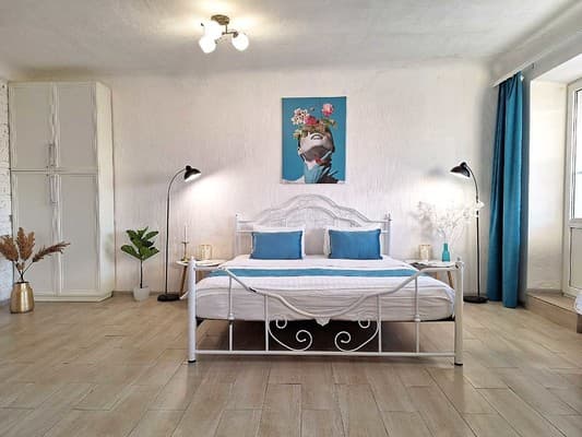 Синий малахит Alex Apartments (круглосуточно бесконтактное заселение 24/7) 4