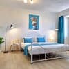 Синий малахит Alex Apartments (круглосуточно бесконтактное заселение 24/7) 5-6/16