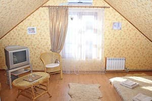 Отель Славянский клуб. Полулюкс двухместный  4