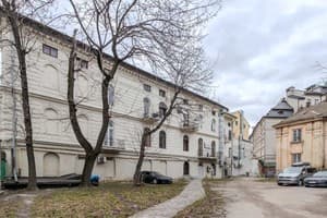 Soborniy Hostel 42
