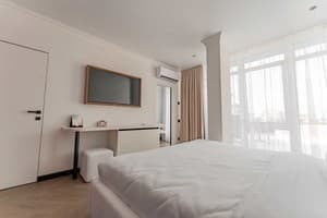 Готельно-ресторанний комплекс Spatium Medical & Wellness Hotel. Люкс 4-місний Penthouse Collection: "Grand Terrace" 11