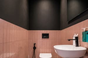Готельно-ресторанний комплекс Spatium Medical & Wellness Hotel. Люкс 4-місний Penthouse Collection:«Pink Panther» 23
