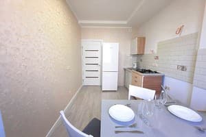 Квартира Свежесть, Alex Apartments (бесконтактное поселение 24/7). Апартаменты 4-местный Свежесть 11