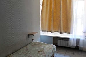 Хостел Sweet Home. Место в общем 4-местном номере  1