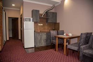 Апарт-отель T&S apart-hotel. Люкс 4-местный  2