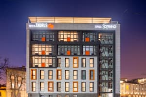 Отель Taurus City