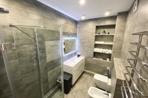 Квартира Трёхкомнатная SKY HOUSE Бесключевой доступ!. Апартаменты двухместный  21